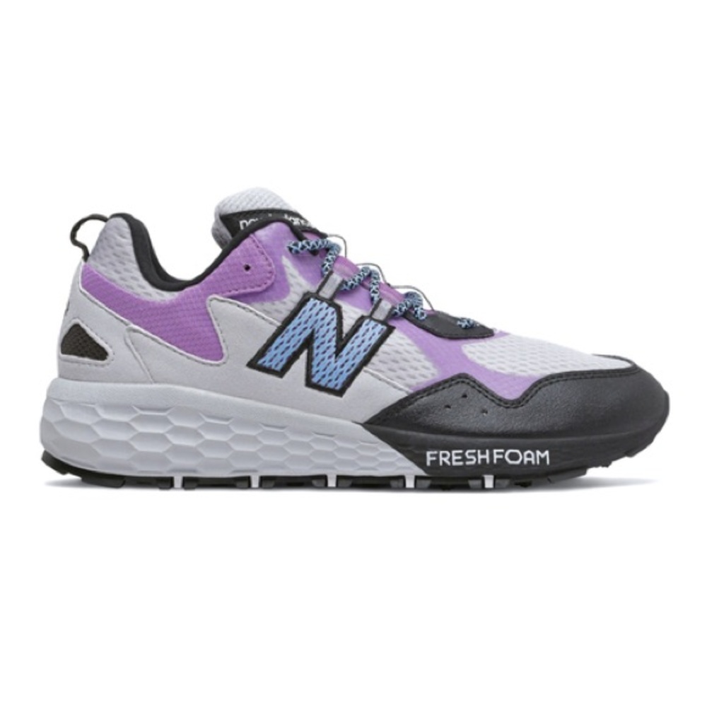 New Balance Fresh Foam Crag Team Carolina colorway